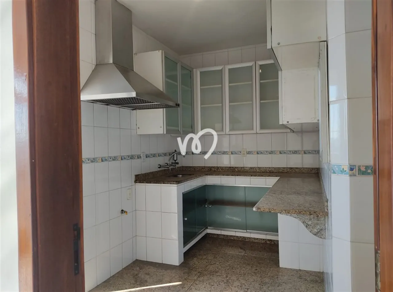 98 m² apartment with 3 bedrooms and built-in wardrobes — photo 7