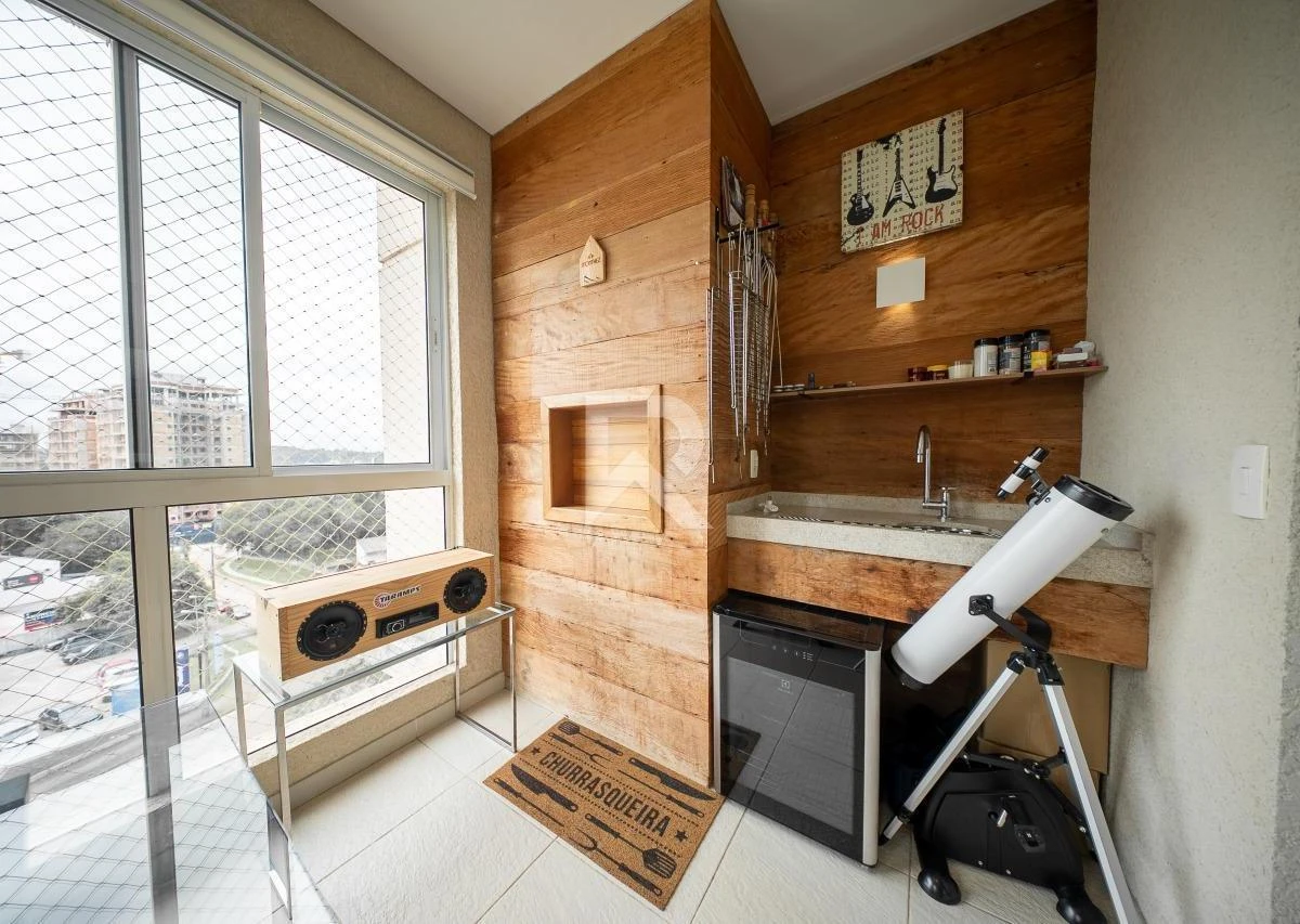 Балкон з грилем та 4 спальні: квартира 186 м² — photo 11