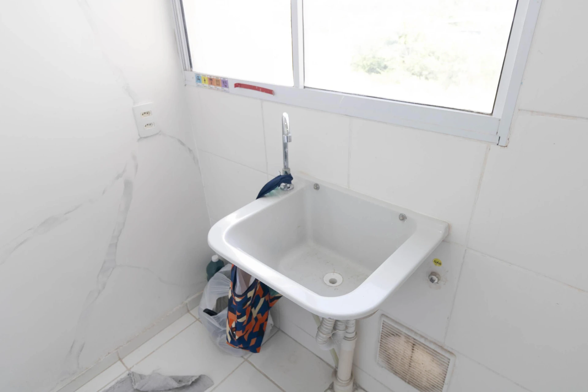 Unfurnished 2-bedroom apartment with 1 bath and 2 parking — photo 14