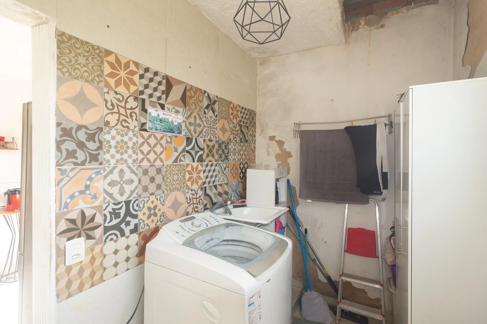 Furnished house with 2 bedrooms and 1 bathroom — photo 7