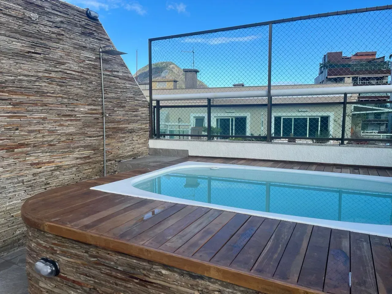 Apartment with 3 bedrooms and 5 bathrooms with view — photo 24