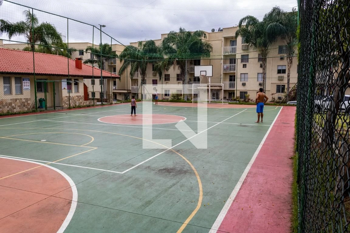 Apartamento com 2 quartos, 1 banheiro e varanda — photo 30