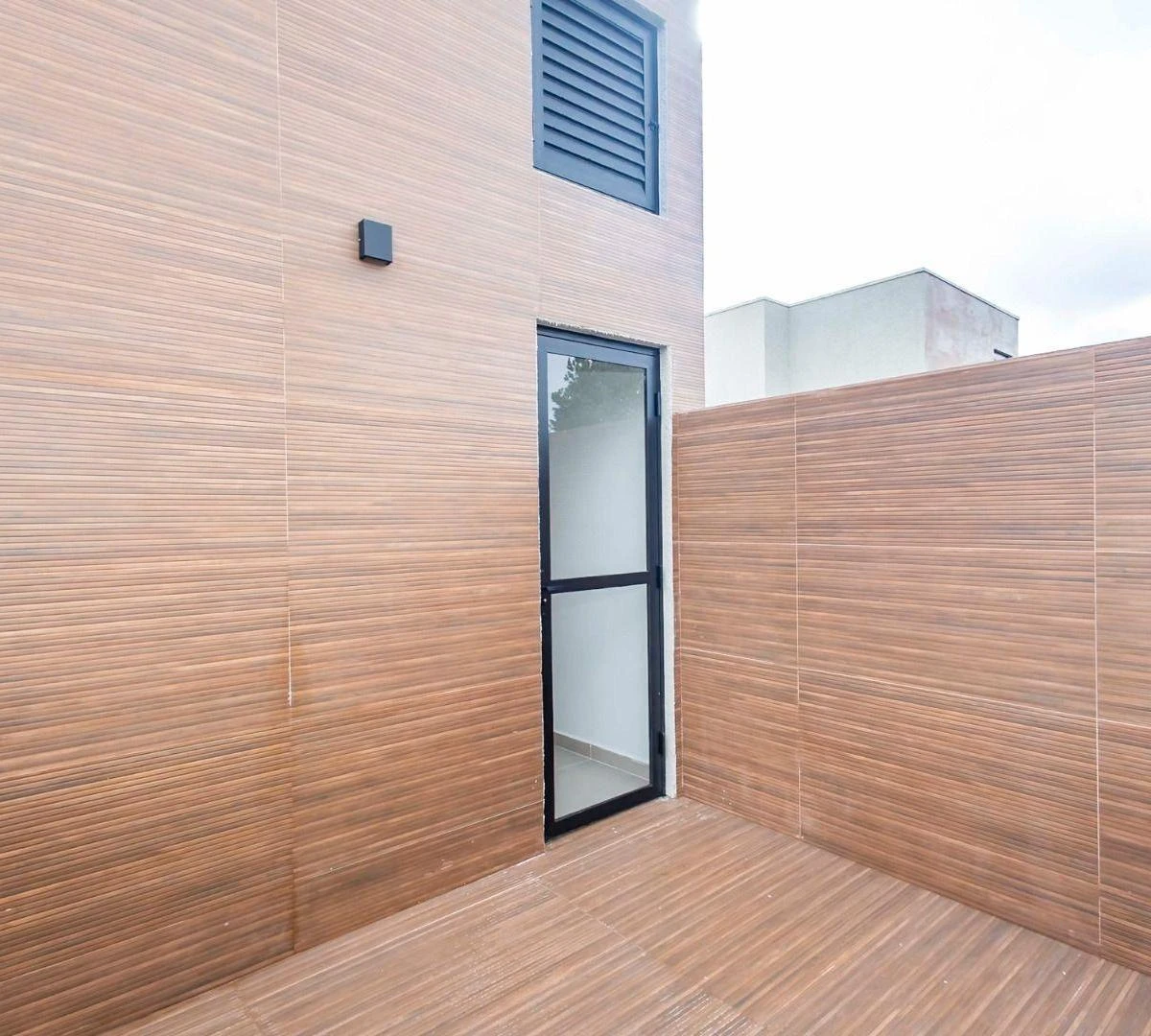 Casa com 3 quartos e cozinha separada de 127 m² — photo 11