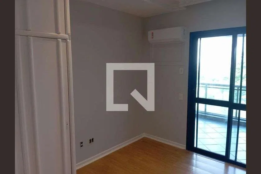 250 m² apartment with 4 bedrooms and 3 parking spots — photo 5
