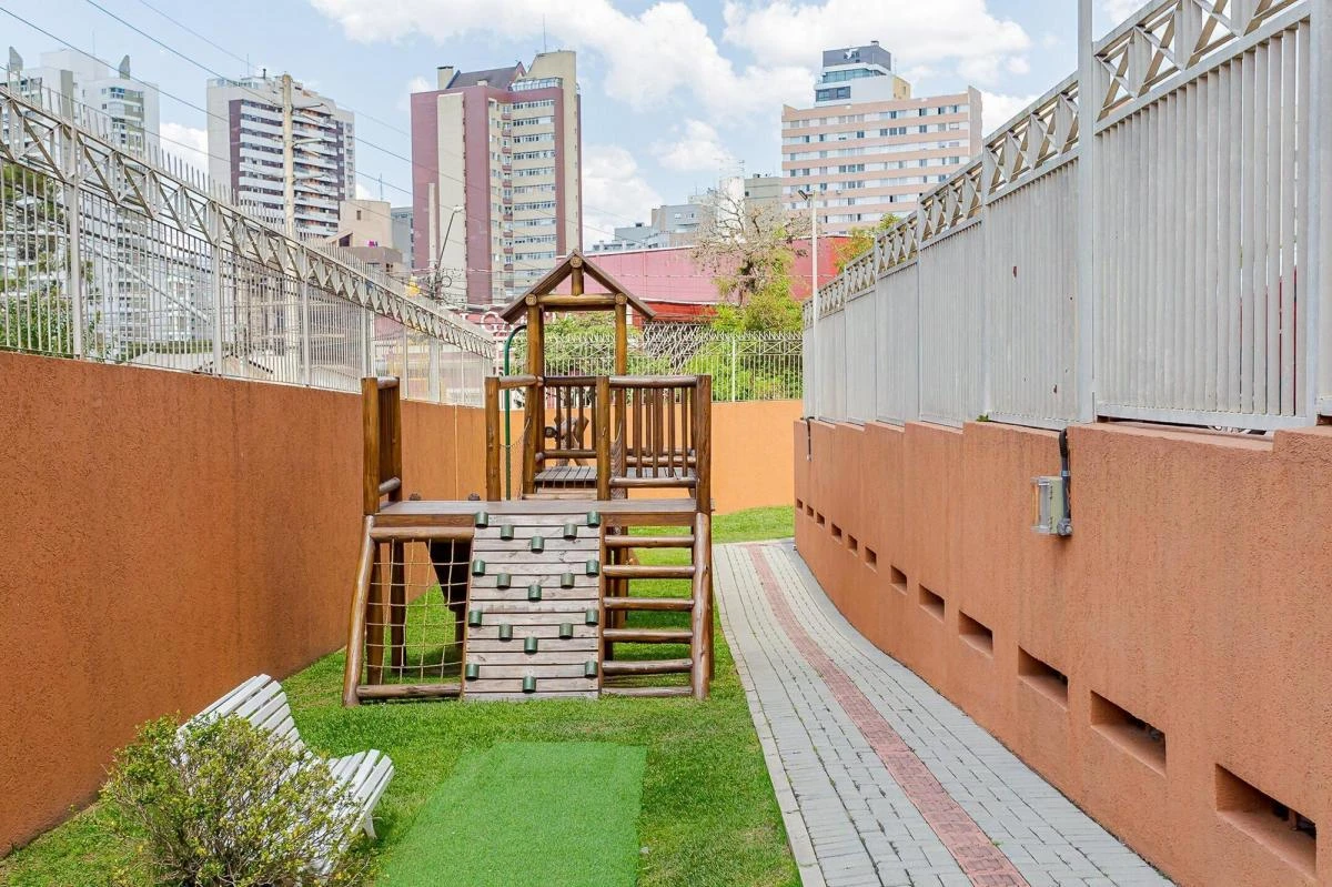 113 m² apartment with 2 bedrooms and enclosed balcony — photo 26