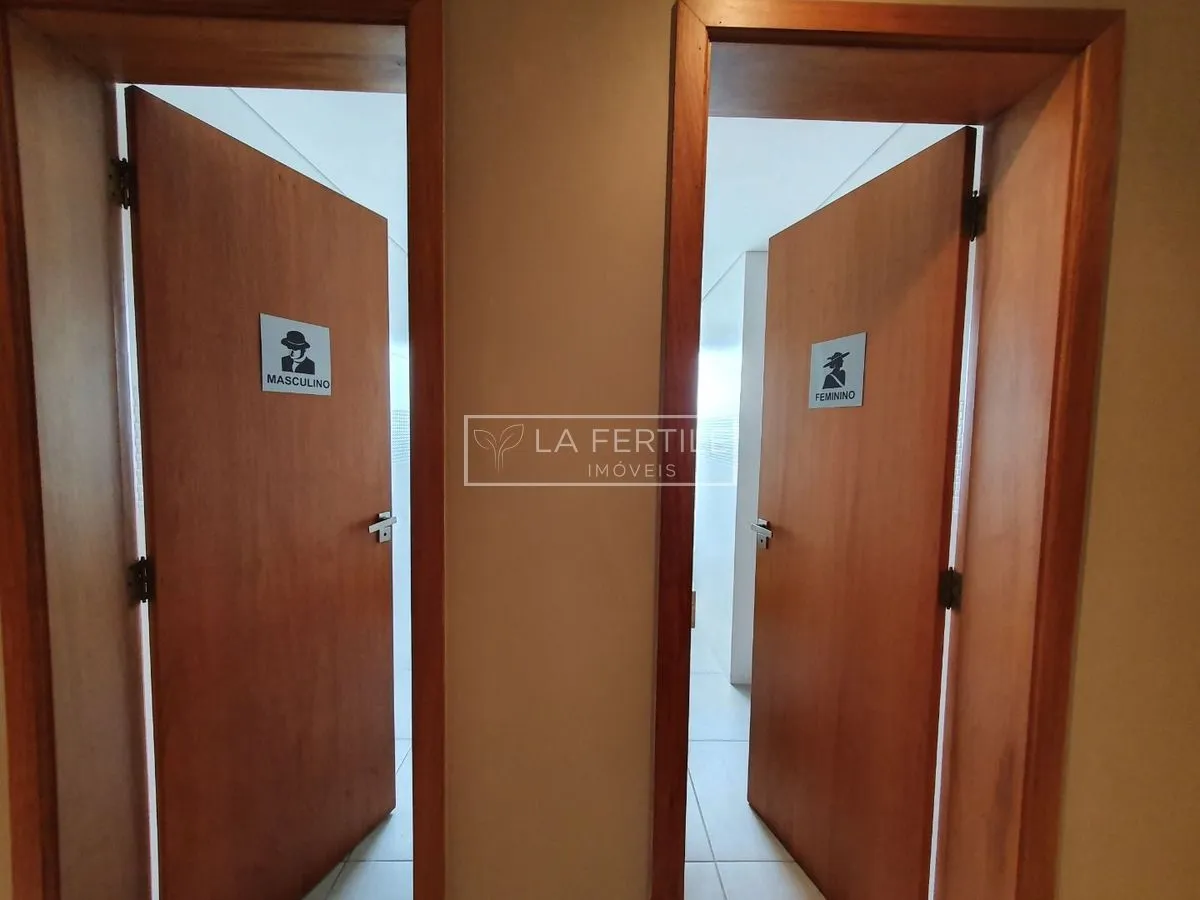 3-bedroom apartment with 4 bathrooms, 184 m² — photo 36