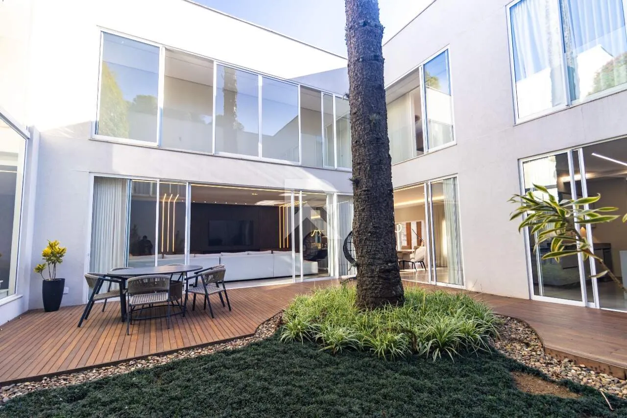 House with open-plan kitchen and 400 m², 4 bedrooms — photo 8