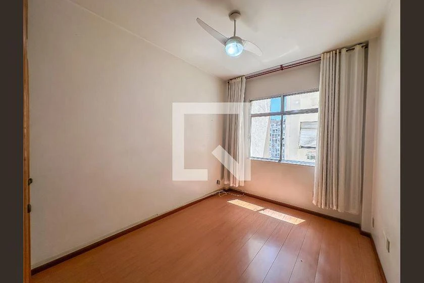 3-bedroom apartment with a bathtub — photo 25