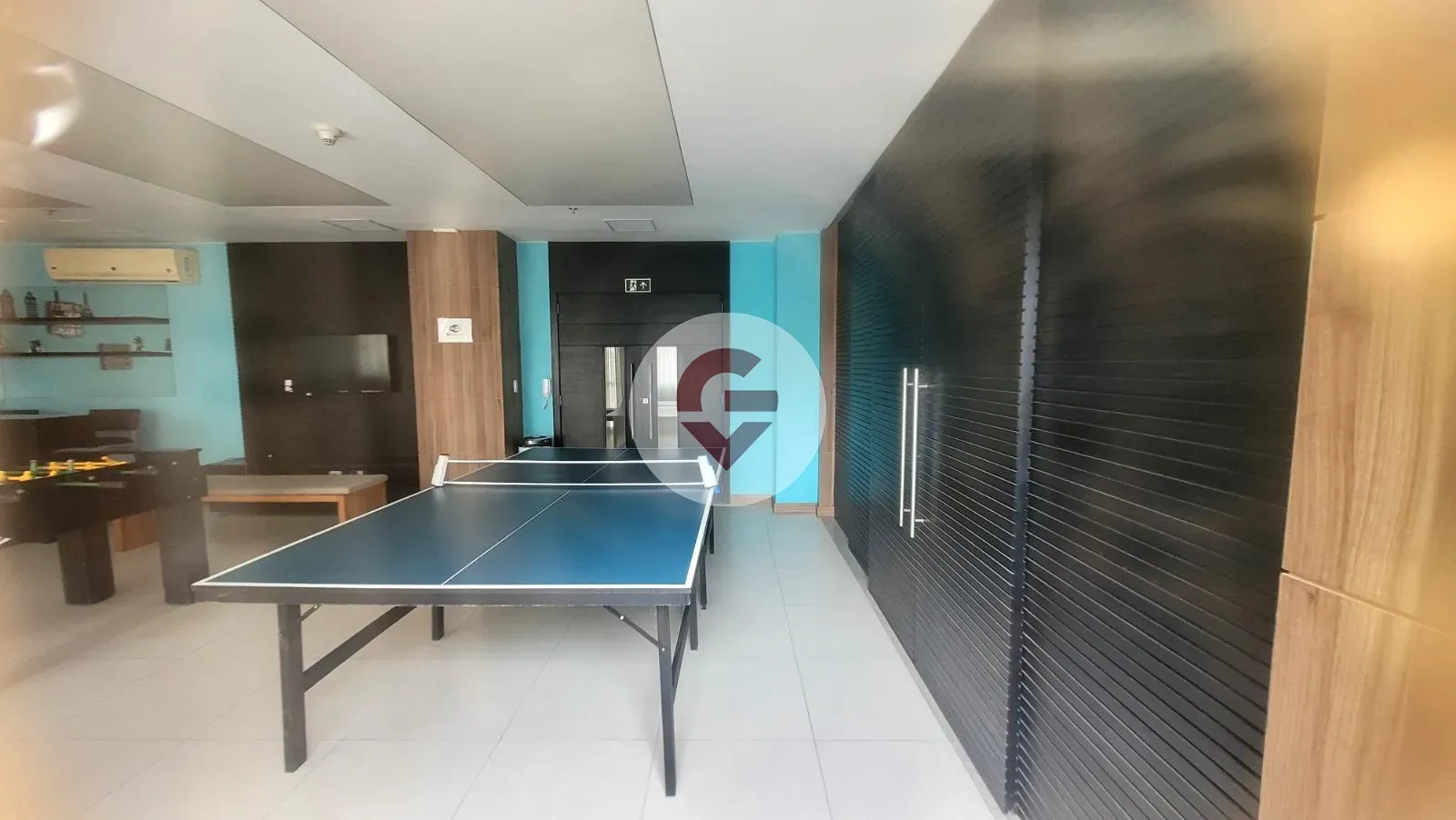 Departamento de 1 dormitorio con balcón cerrado con vidrio — photo 9
