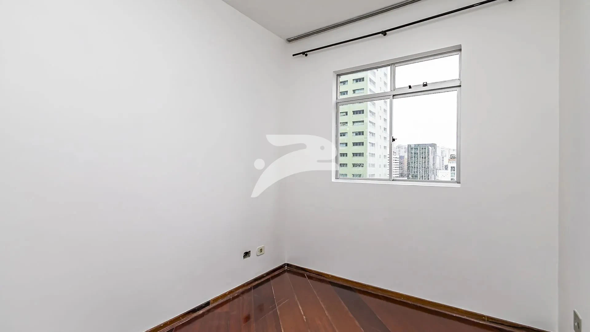 1-bedroom apartment with a balcony, 57 m² on the 11th — photo 6