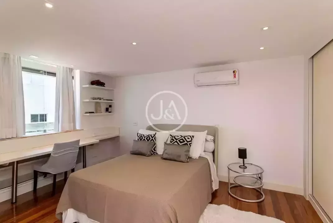 Casa de 700 m² com 6 suítes e 6 vagas — photo 12