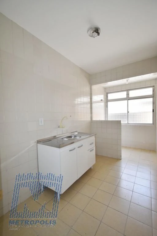 Пральна машина та 1 спальня: квартира 48 м² — photo 2