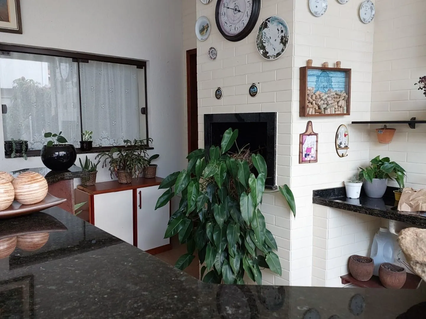 Home office in a 6-bedroom house, 570 m² — photo 2