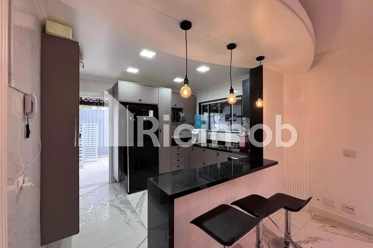 Furnished house with 5 bedrooms and 5 bathrooms — photo 5