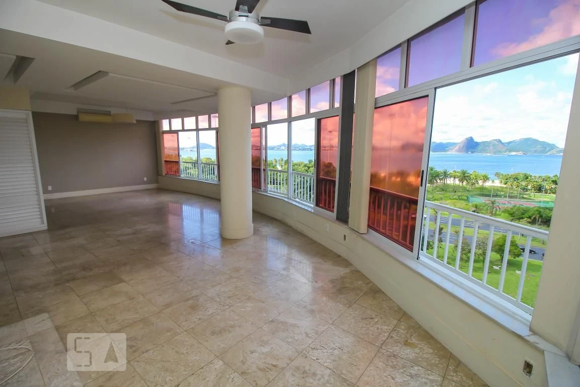 3-bedroom apartment with a home office — photo 8