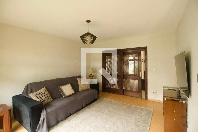 5-bedroom house with a home office