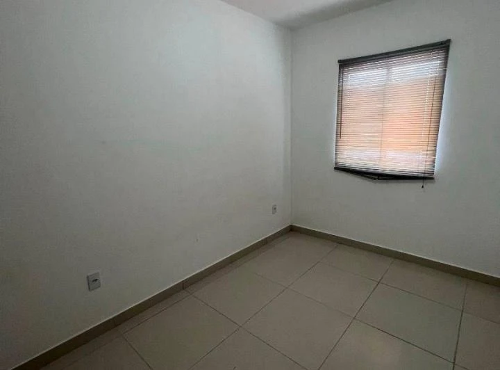 2-bedroom apartment with balcony, 58 m² — photo 3