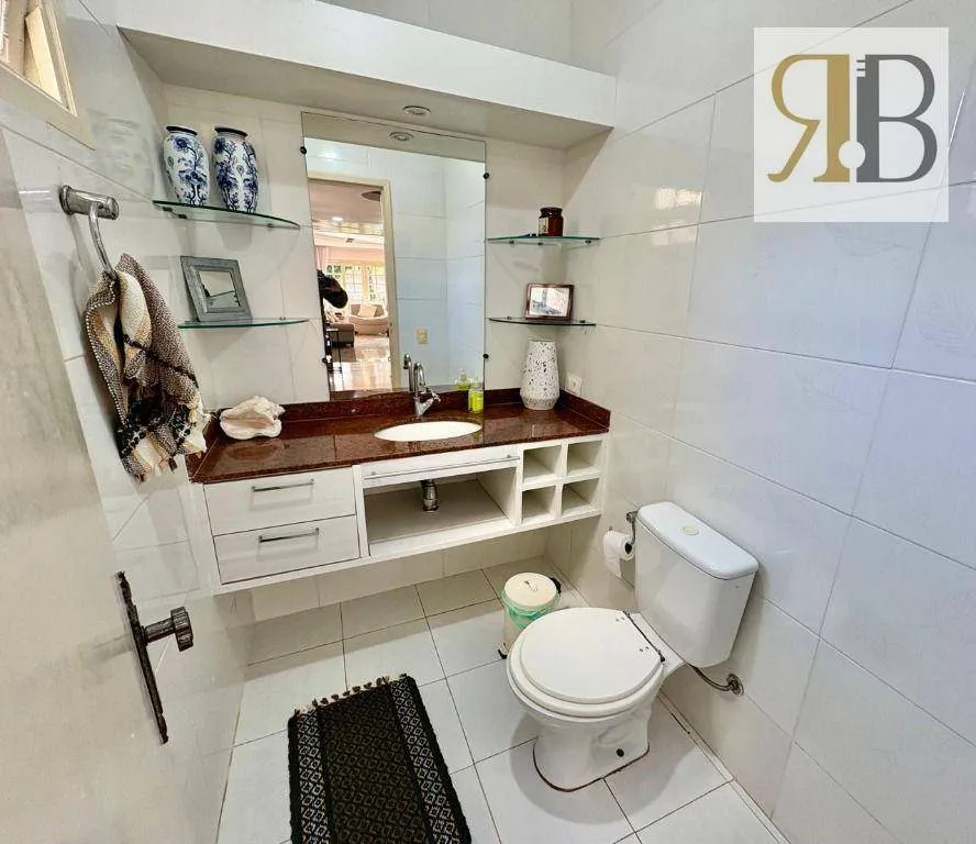 Furnished house with 5 bedrooms and 532 m² — photo 15