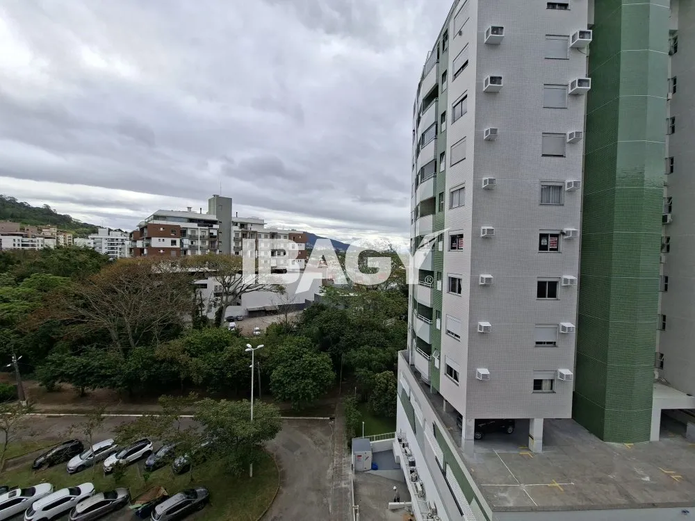 Квартира с 3 спальнями и отдельной кухней с газом — photo 4