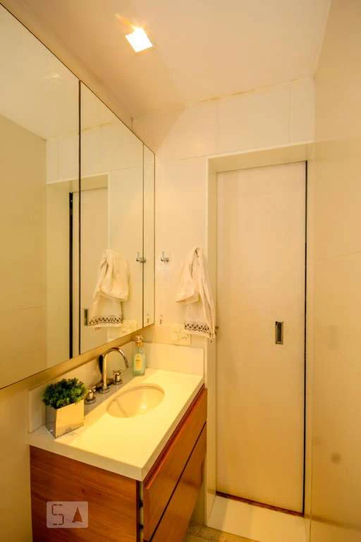 Apartment with a closed kitchen and 3 bedrooms at 112 m² — photo 22