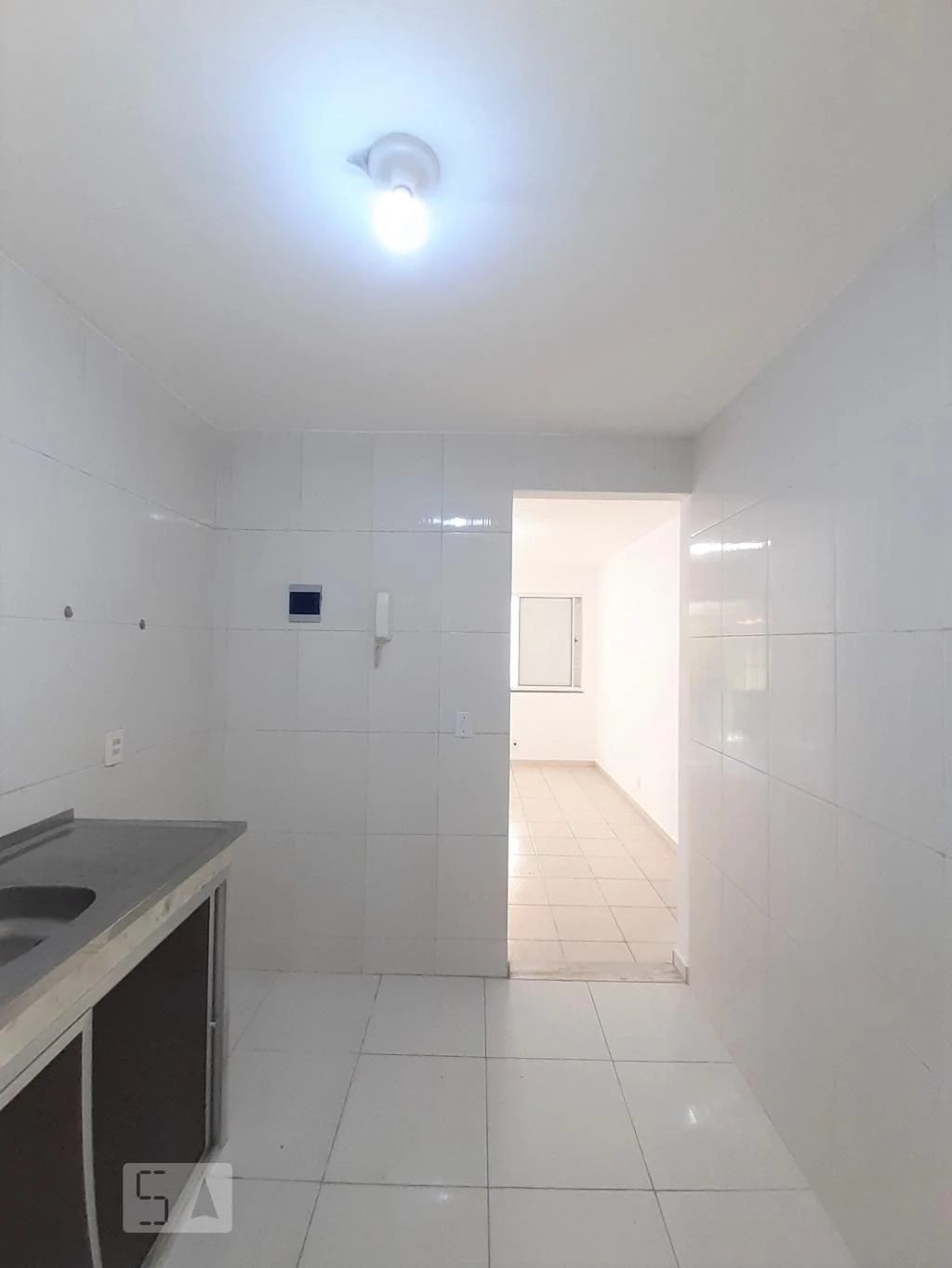 Rental apartment with 2 bedrooms and a balcony — photo 4