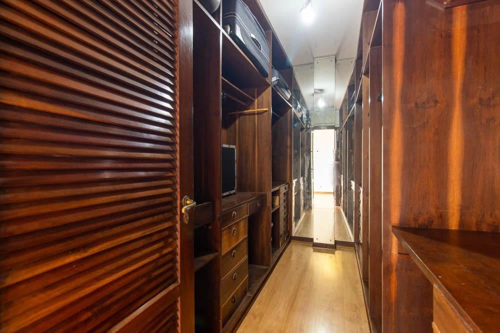 Квартира 268 м² із заскленим балконом та гардеробною — photo 29