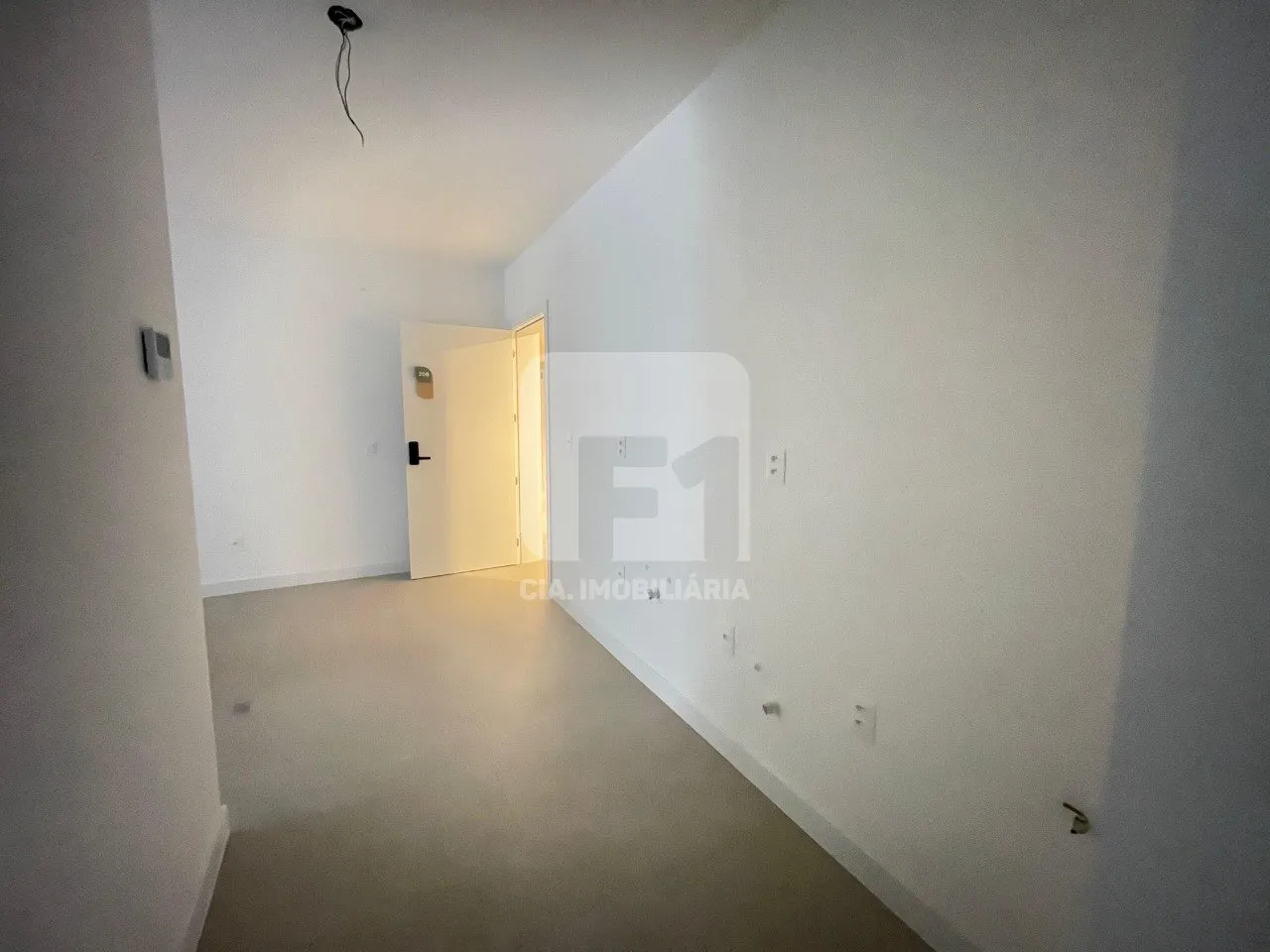 2-bedroom apartment with 2 parking spaces and balcony BBQ — photo 27