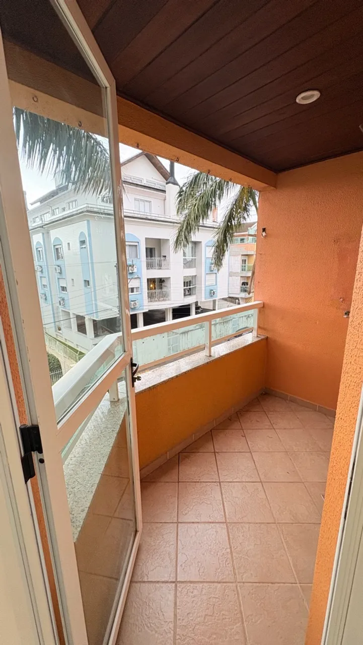 One-bedroom, 48 m² apartment in Florianópolis — photo 6