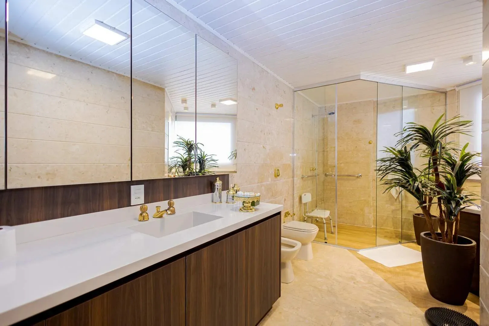 4-bedroom apartment with 2 en-suites and 427 m² — photo 28
