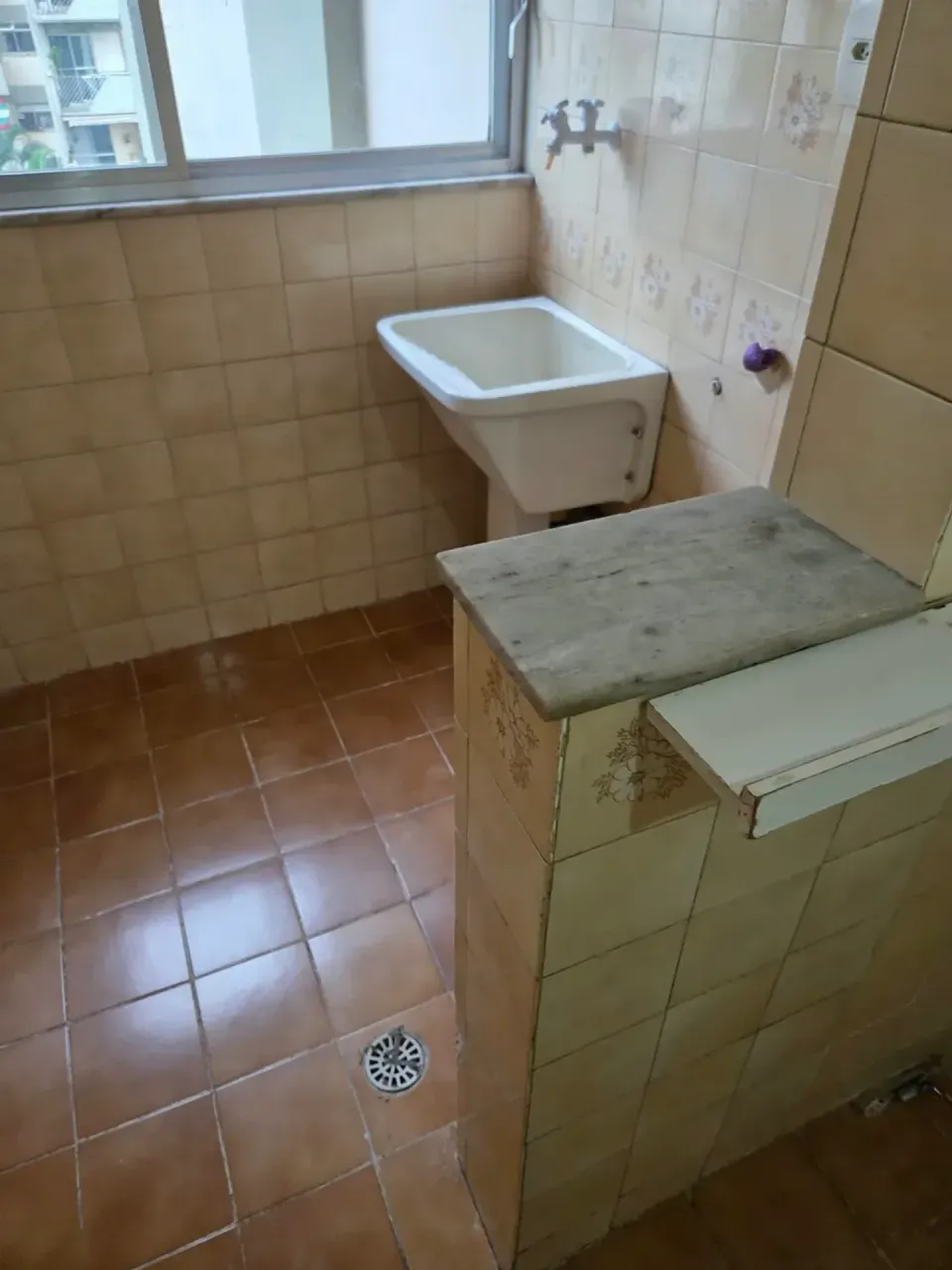 2-bedroom apartment in a building with a pool — photo 8