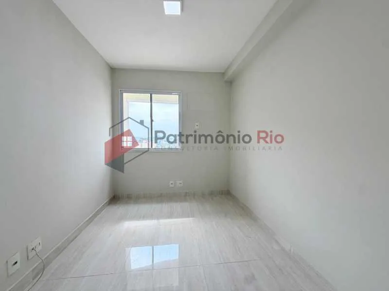 Apartment with 2 bedrooms and balcony with city view — photo 13