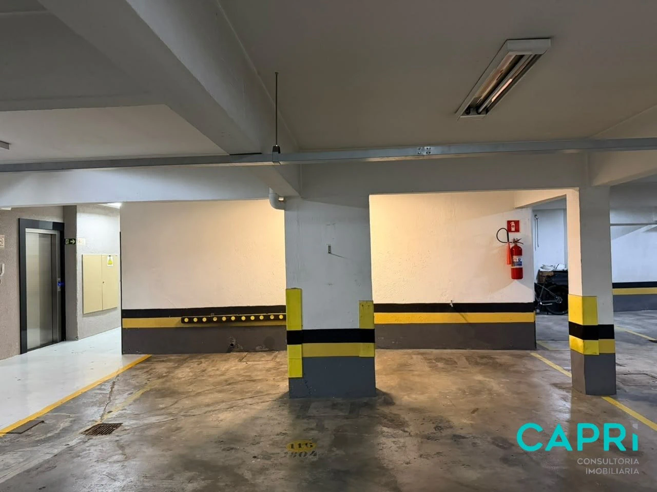 Apartamento mobiliado, 217 m², com máquina de lavar