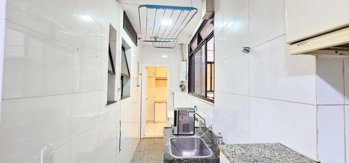 197 m² furnished apartment with 3 bedrooms and 2 parking spaces — photo 8