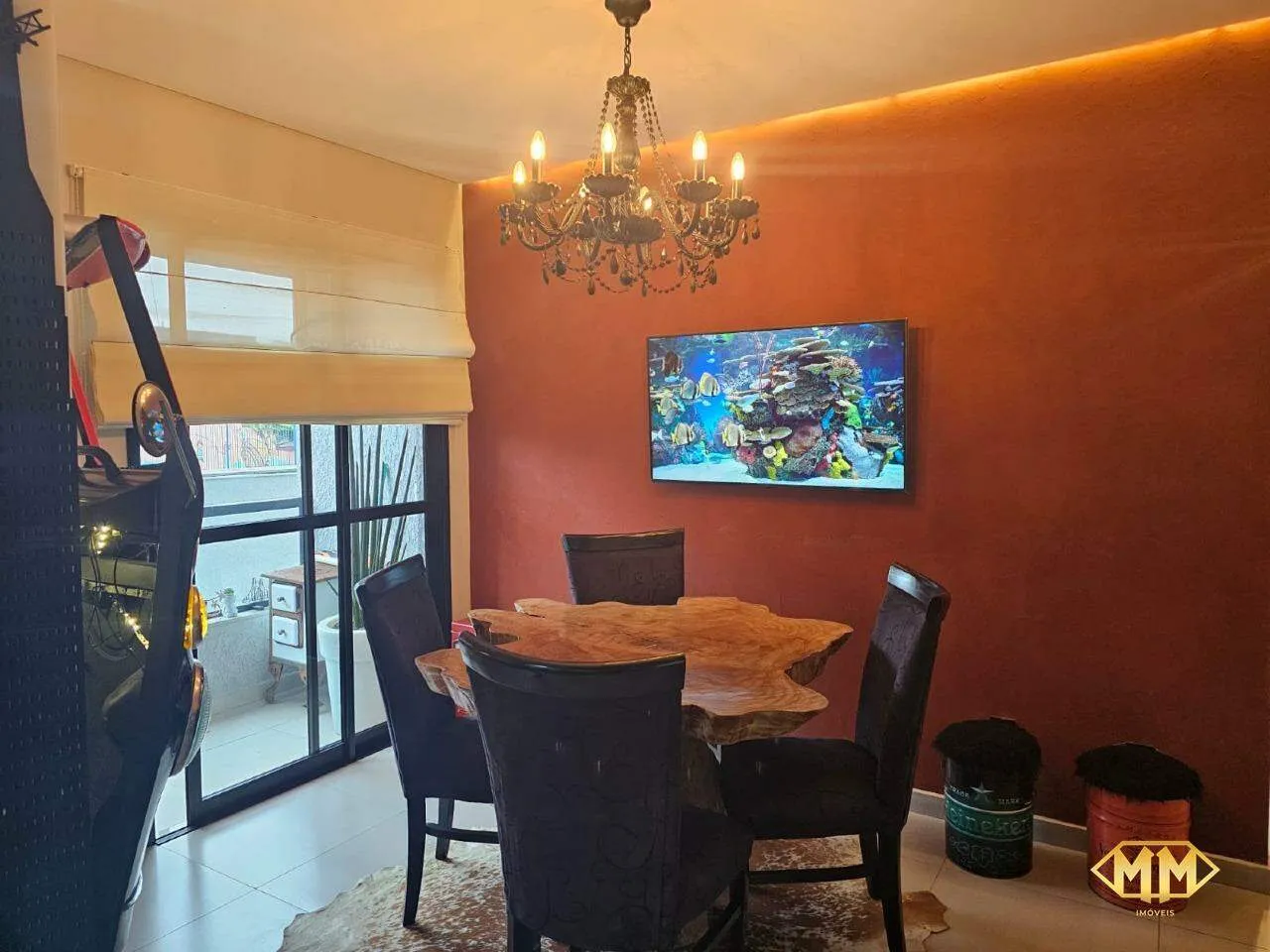 2-bedroom apartment in a building with a pool — photo 11