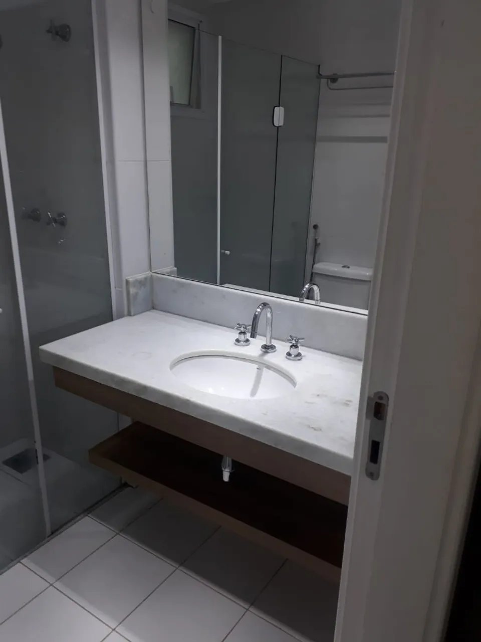 1-bedroom unfurnished apartment with compact kitchen — photo 6
