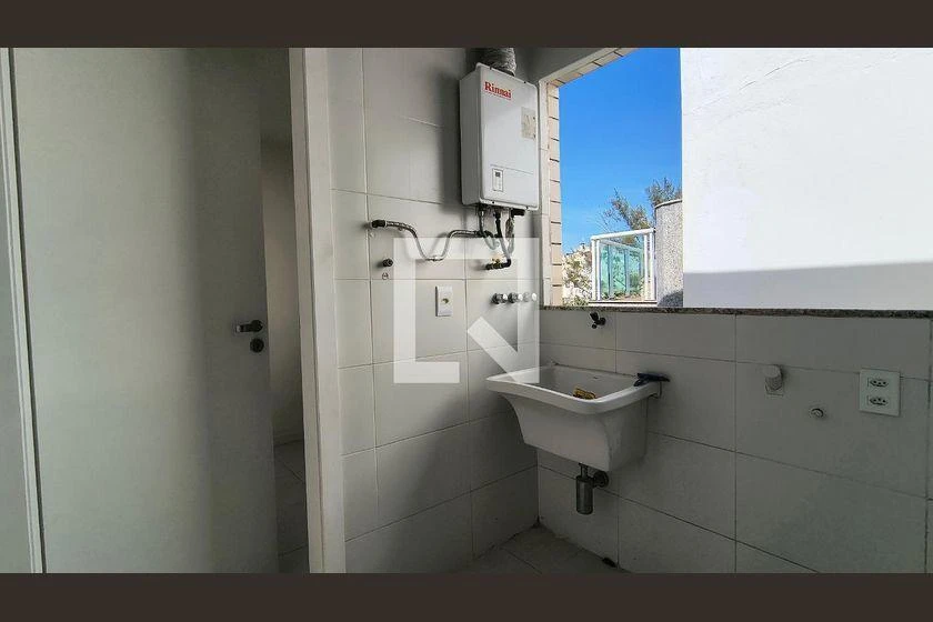 Rental apartment with 3 en-suite bedrooms and 179 m² — photo 24