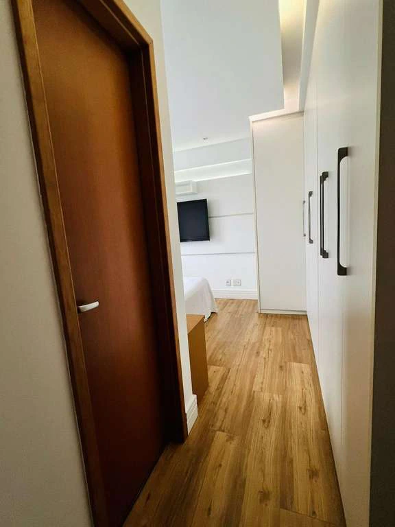 Furnished rental duplex with 4 bedrooms and private BBQ — photo 3