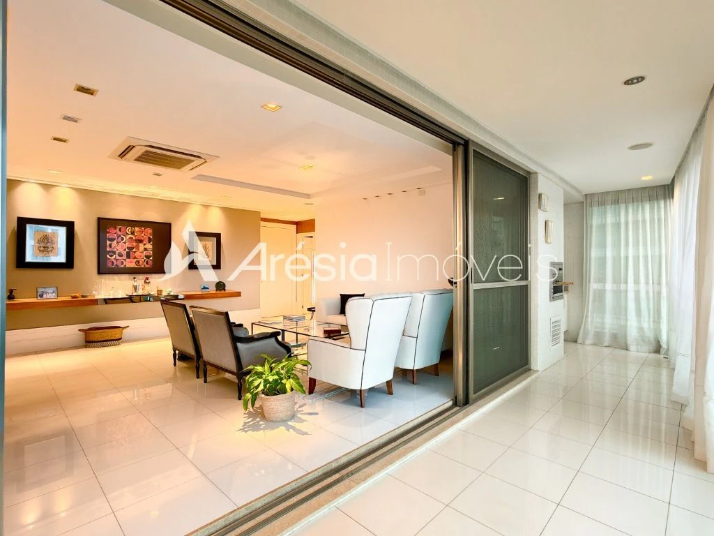 Furnished apartment with 4 bedrooms and private BBQ area — photo 28