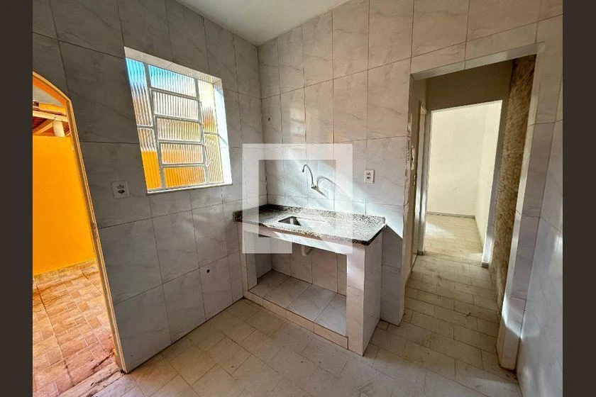 Balcony with a grill in a one-bedroom house, 62 m² — photo 7