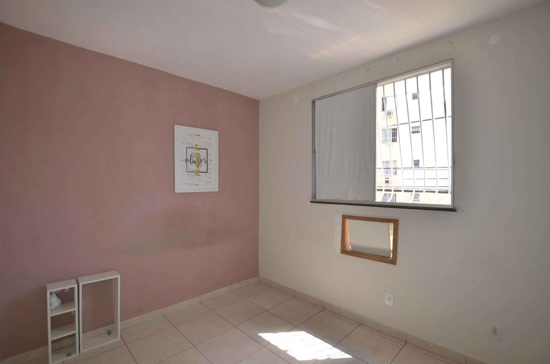 Apartamento de 2 quartos em condomínio com piscina — photo 5