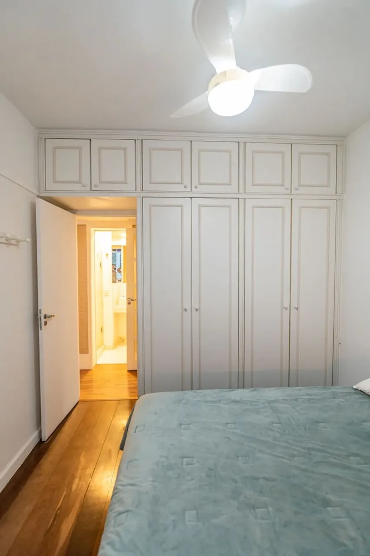 Rental apartment with 4 bedrooms and 125 m² — photo 25