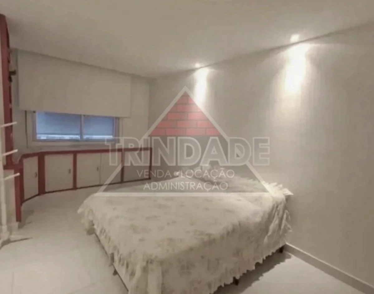 Top-floor apartment with 4 bedrooms, 4 baths and 300 m² — photo 10