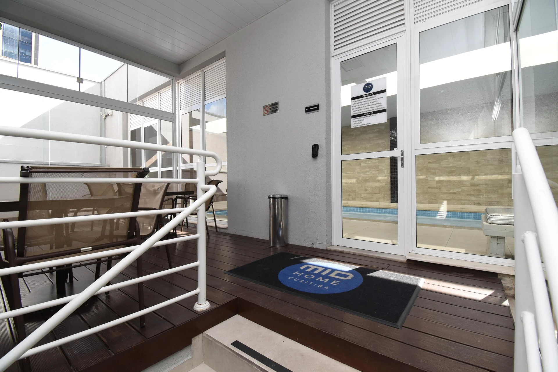 2-bedroom apartment with a grill on the balcony — photo 44