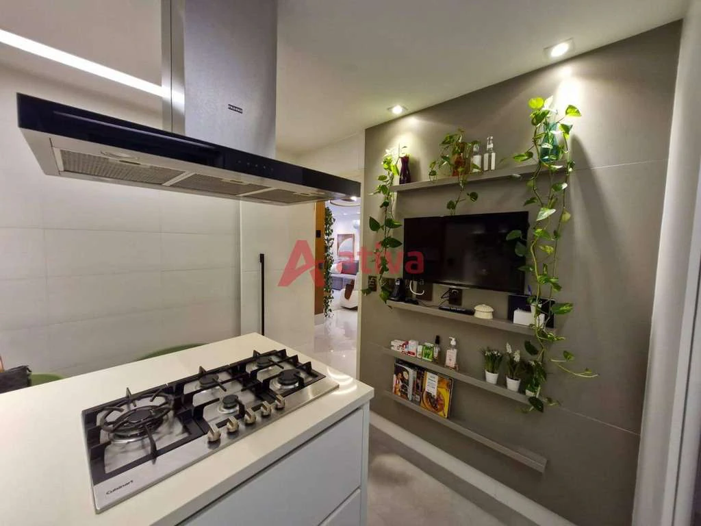 Furnished 131 m² apartment with 3 bedrooms and glass balcony — photo 7