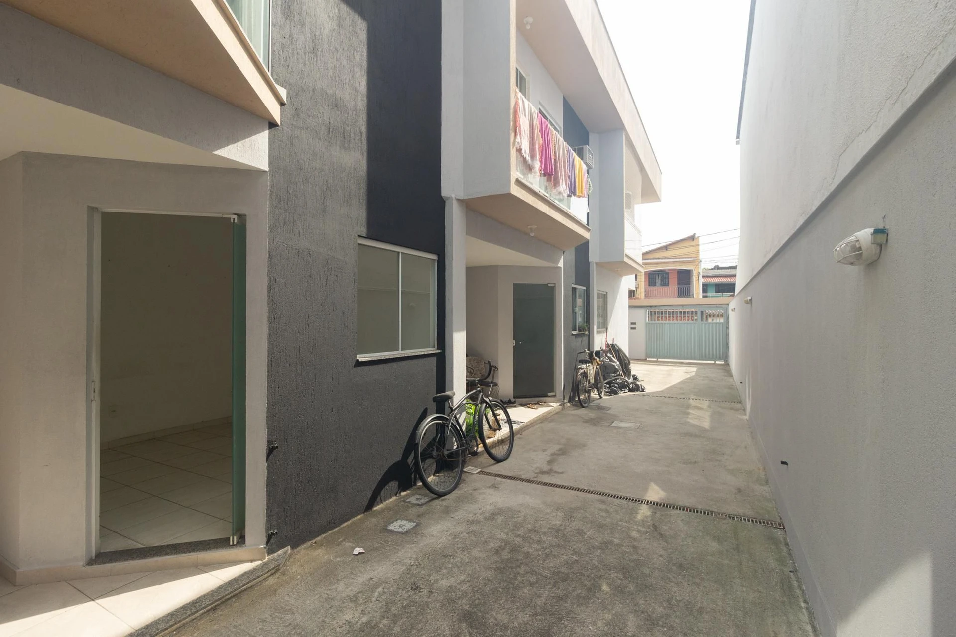 House with 2 bedrooms and balcony plus 1 parking space — photo 43