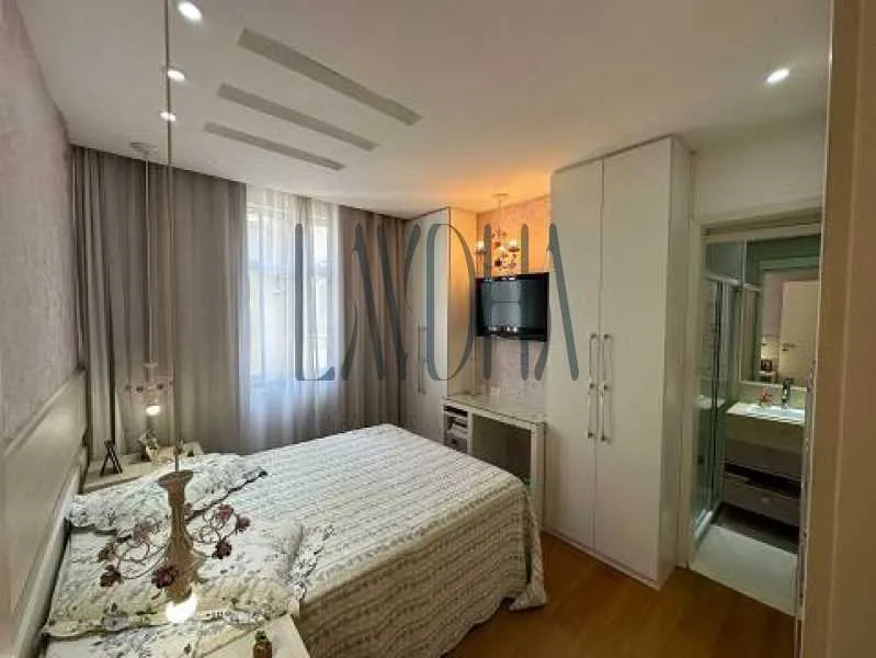 Furnished apartment with 4 bedrooms and 5 bathrooms — photo 26