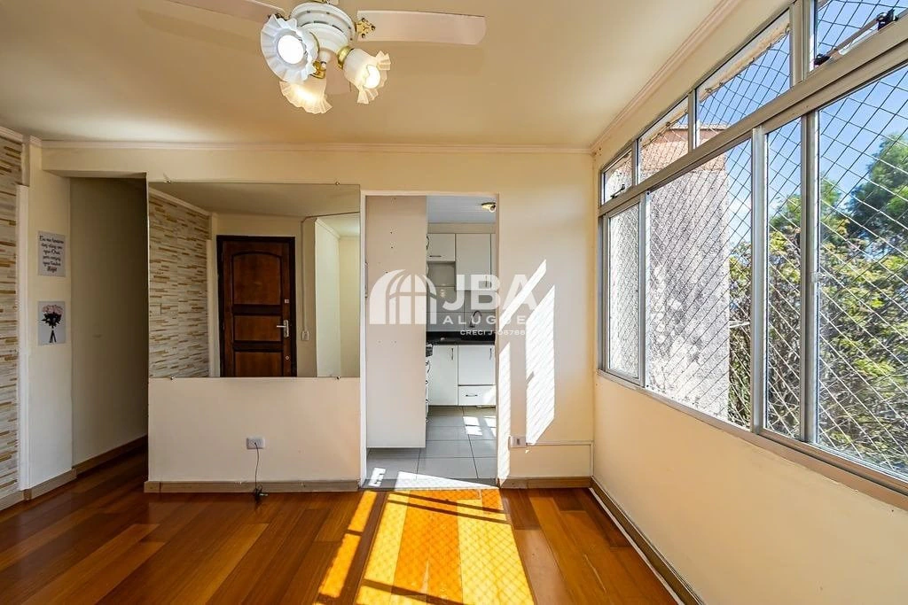 Wood or laminate floors in a 3-bedroom apartment, 78 m² — photo 20