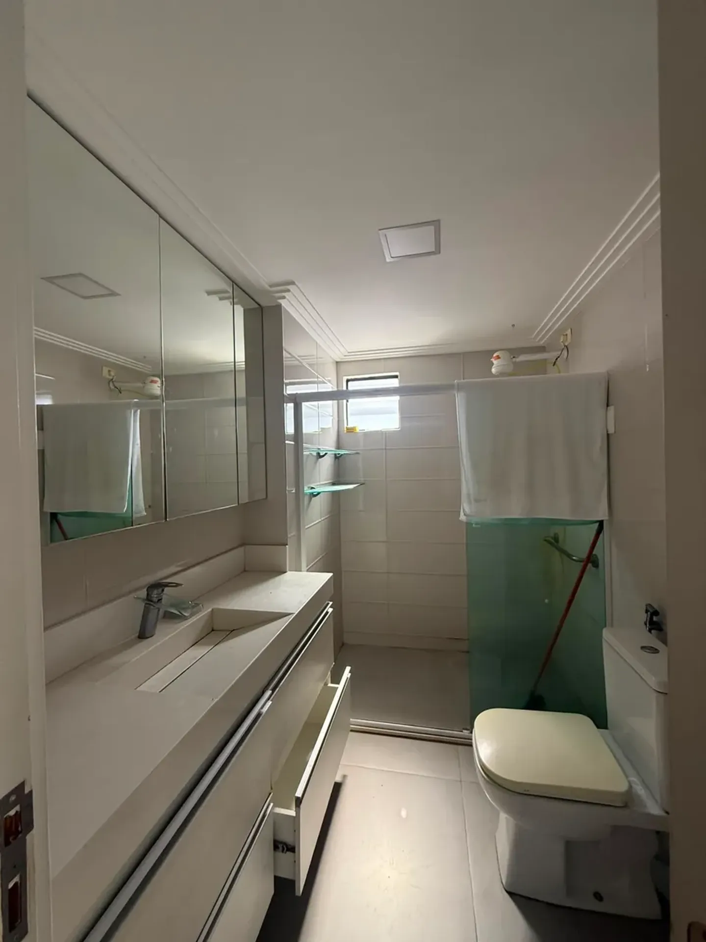 Apartamento, 210 m², com closet — photo 8