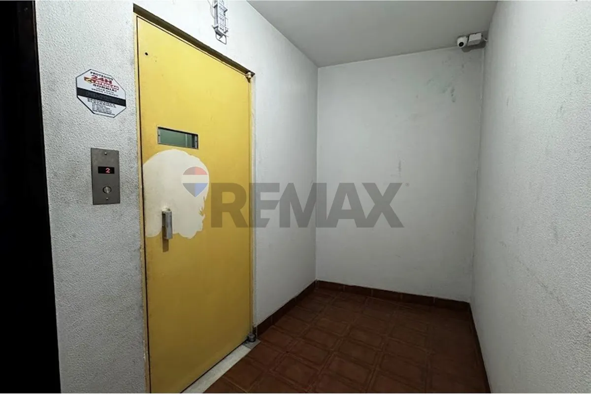 Apartment, 65 m², with wood or laminate floors — photo 34