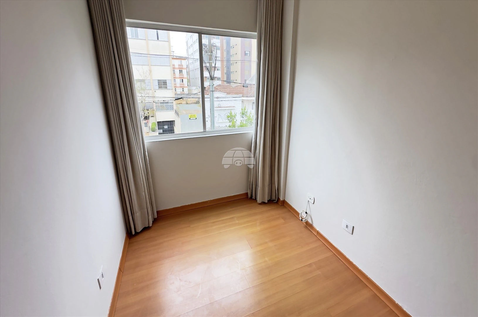 2-bedroom apartment with a washing machine — photo 3